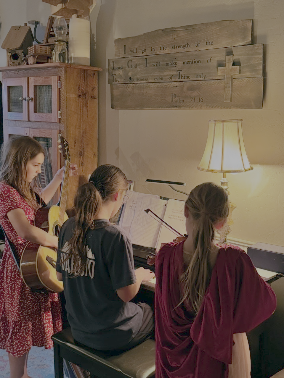 Home instruments display